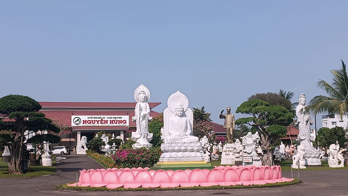 Non Nuoc Stone Carving Village In Da Nang - Làng Đá Mỹ Nghệ Non Nước Đà Nẵng